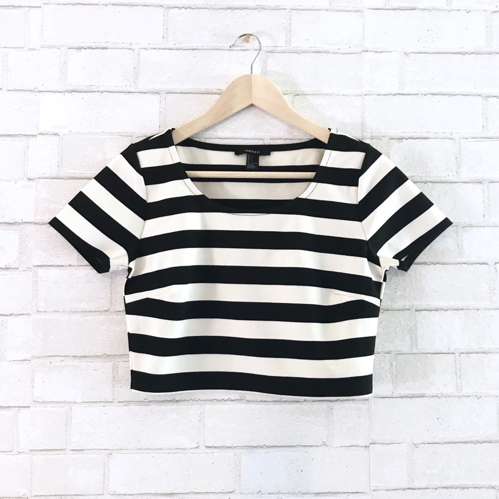 Stripped Boxy Crop Top - White